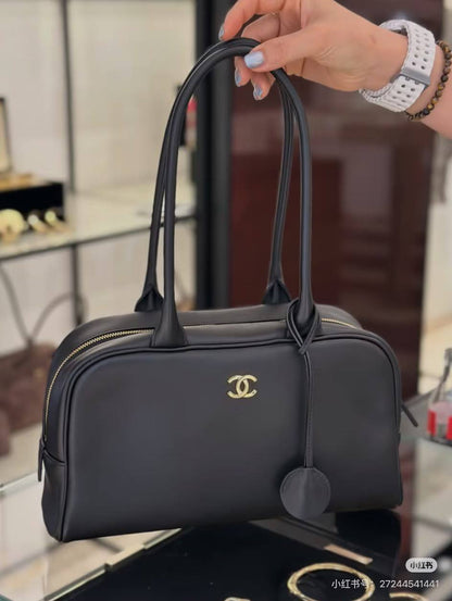 Chanel

240 dhs
30 cm

Zain297
♥️♥️♥️