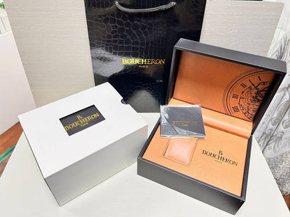 Watches Boxes
Master Box + Paper bag & Card
🎁🎁🎁

50 dhs🪙🌨️

Zain85
♥️♥️♥️