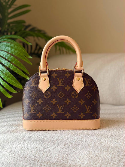 🌿💗*Louis Vuitton*😍🍃
    
            🍂 🩵🤍 🍂
For Price 👇 WhatsApp✅
0568585901 
0507557372
0552275751 Owner Zain 👌

Zain246
♥️♥️♥️