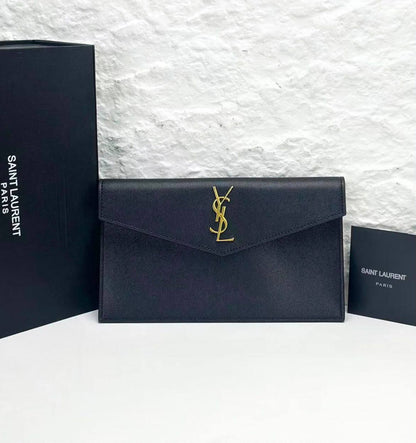 YSL 
COPY ONE 
WITH BOX 
190 dhs🇦🇪🇦🇪

Zain295
♥️♥️♥️