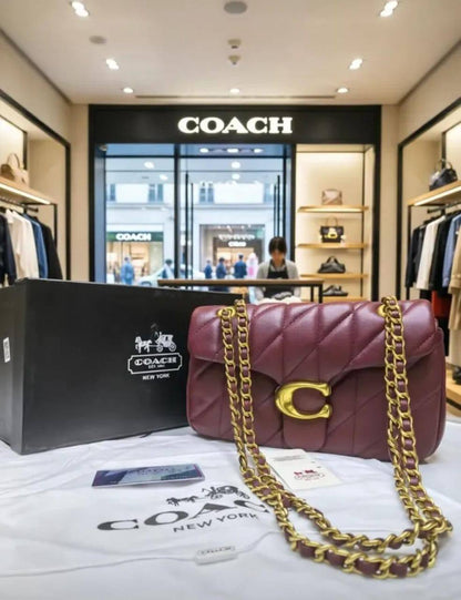 Coach
115 dhs💛
with box
SIZE:26*8*14

Zain07
♥️♥️♥️