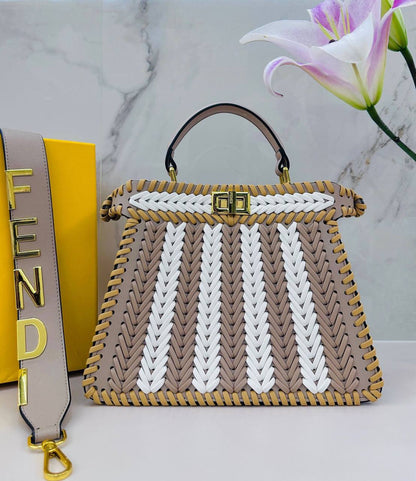 FENDI COPY ONE NEW CAME 
210 dhs🇦🇪🇦🇪

Zain295
♥️♥️♥️