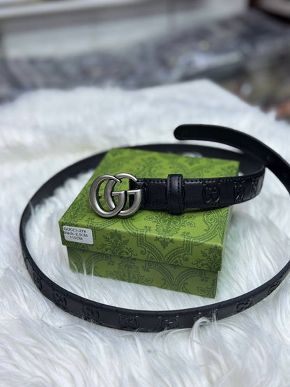 Ladies belt

With box 
🎁🎁🎁

40 dhs🪙🌨️

Zain93
♥️♥️♥️