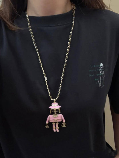 CHANEL
Necklace & Earing set 
*MASTER*💫
135 dhs🪙

Zain263
♥️♥️♥️