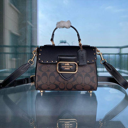 Coach Master
😍🌹22cm 
230 dhs💓

Zain248
♥️♥️♥️
