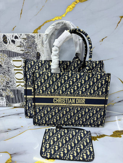 Dior
High quality

115 dhs❤️

with box
🎁🎁🎁

Zain136
♥️♥️♥️