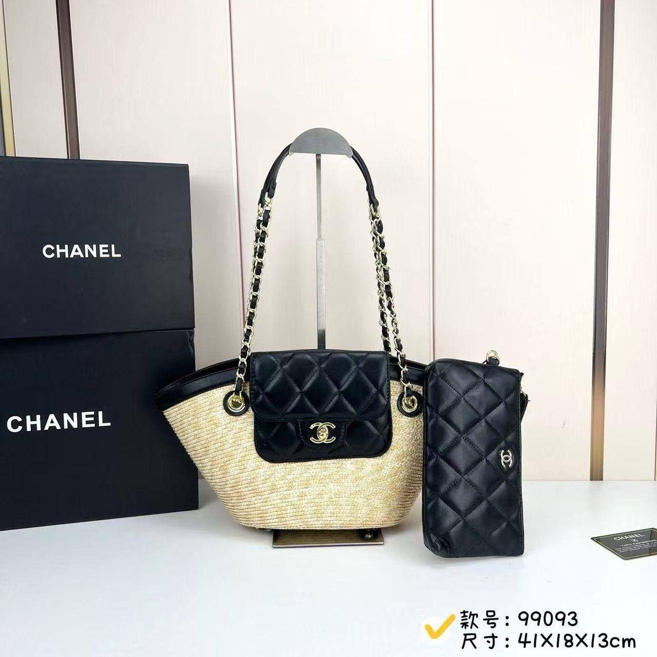 Chanel
360 dhs✅
Master🌺🌺

Zain153
♥️♥️♥️