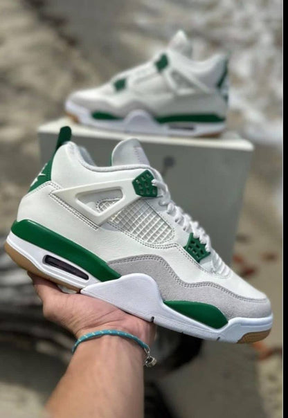 Jordan 4
Size 40 to 45
110 dhs✅

Zain27
♥️♥️♥️