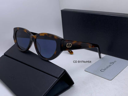 Sunglasses
Dior - Cartier 
Super master 
180 dhs🪙🌺

Zain126
♥️♥️♥️