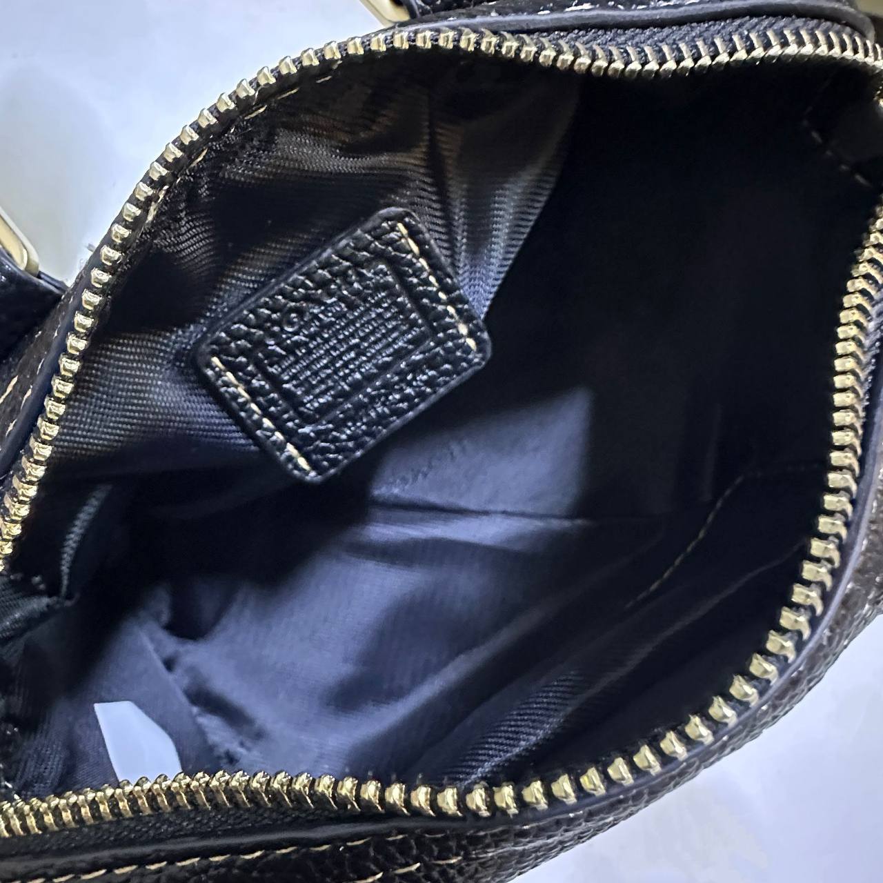 COACH 

COPY ONE 
NEW CAME 

WITH BOX 
🎁🎁🎁

120 dhs✅
20cm

Zain39
♥️♥️♥️