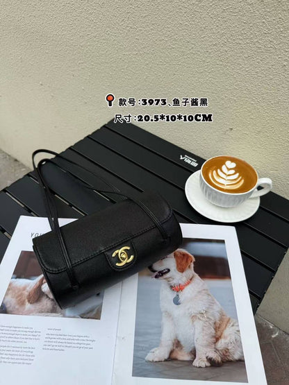 Chanel
Master🌺
20.5cm🫶🏼🫶🏼 
270 dhs✅

Zain297
♥️♥️♥️
