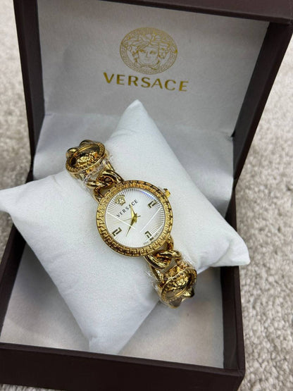 VERSACE🆕 LADIES 
GOOD QUALITY 💯
60 dhs🪙💕

Zain133
♥️♥️♥️