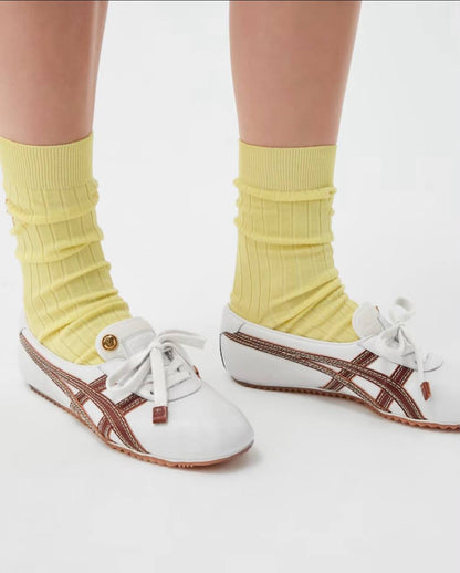 versace x onitsuka tiger
 , 36 to 40 , 

210 dhs

Zain196