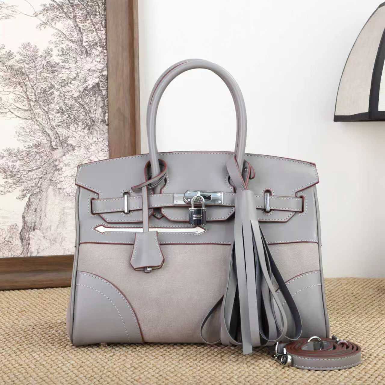 Hermes
130 dhs🗽
👌👌

Zain143
♥️♥️♥️