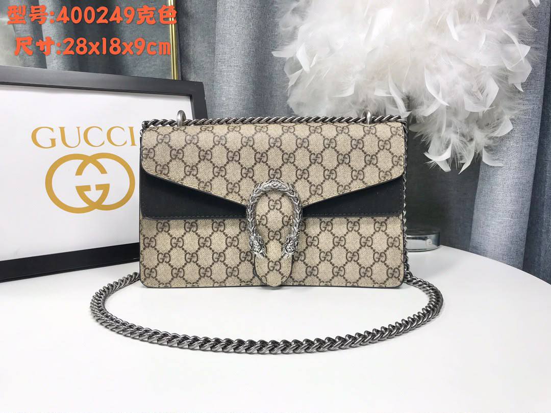 Gucci

Big size:280 dhs🇦🇪

Medium size: 270 dhs🇦🇪

Small size: 210 dhs🇦🇪🇦🇪

Zain153
♥️♥️♥️