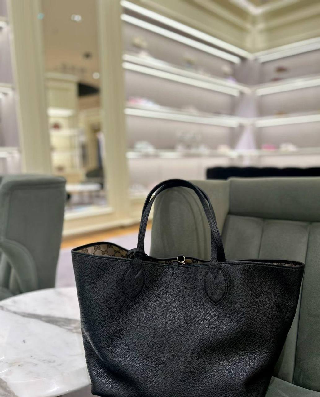 Gucci

120 dhs✅
2in1

Zain07
♥️♥️♥️