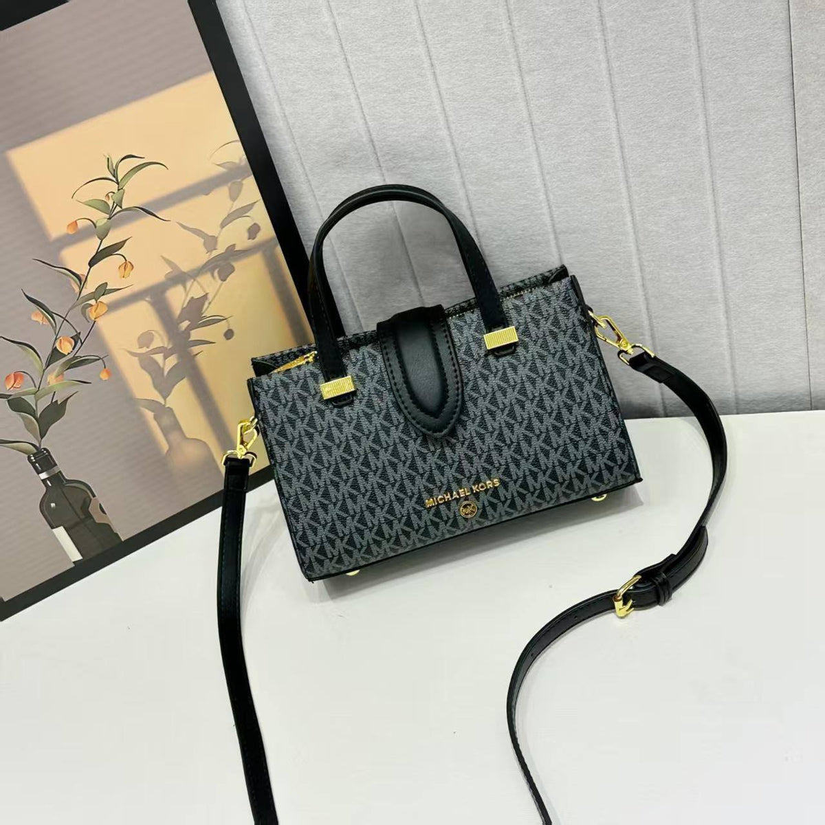 MK long

First quality +🎁

Size : 22 * 14 cm
95 dhs🇦🇪🇦🇪

with box 🎁

Zain115
♥️♥️♥️