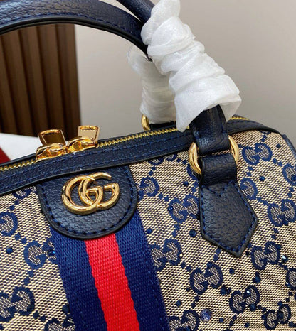 GUCCI

 COPY ONE

 WITH BOX 

155 dhs✅

Size:25cm

Zain39
♥️♥️♥️