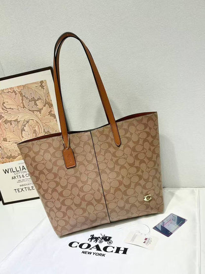 COACH 
GOOD QUALITY  
110 dhs🇦🇪🇦🇪

Zain295
♥️♥️♥️
