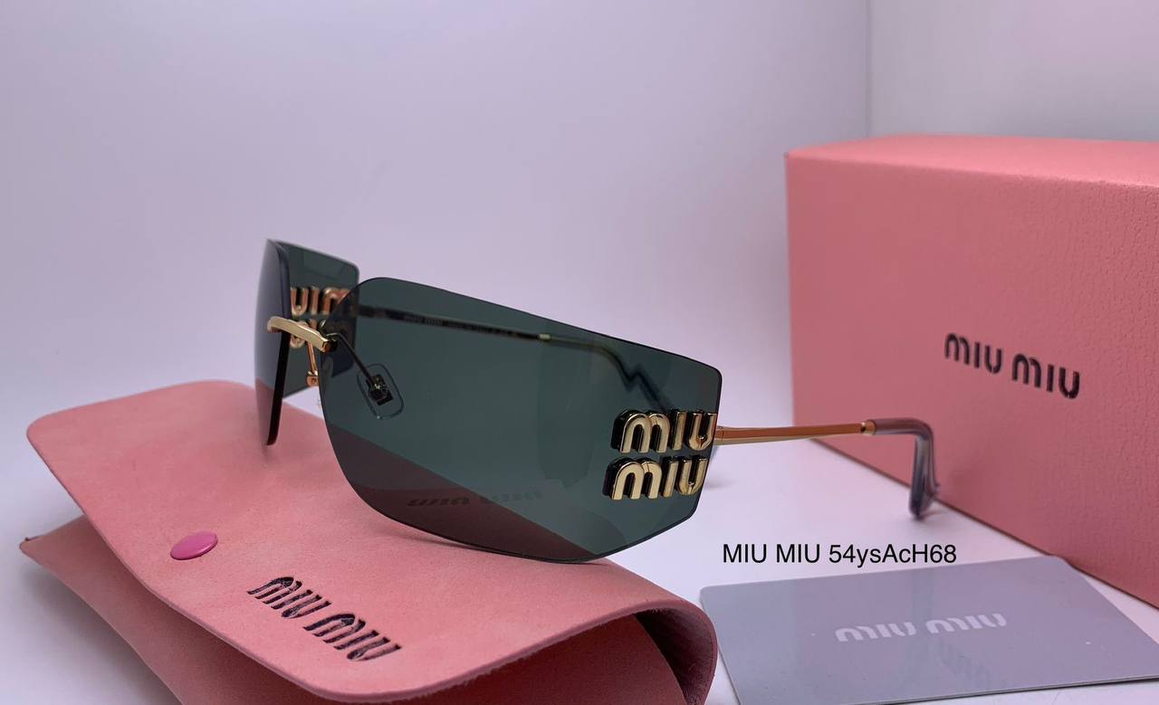 Miu Miu
Ladies 
master quality 
190 dhs✅

Zain126
♥️♥️♥️