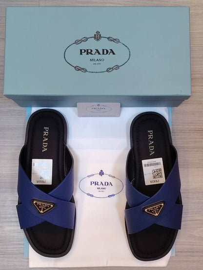 Prada Slipper, 
New Arrived 
Size 40To 45
110 dhs🪙🌨️

Zain120
♥️♥️♥️