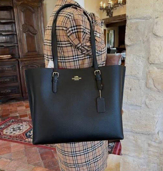 Coach
⚡36cm
110 dhs✅

Zain118
♥️♥️♥️