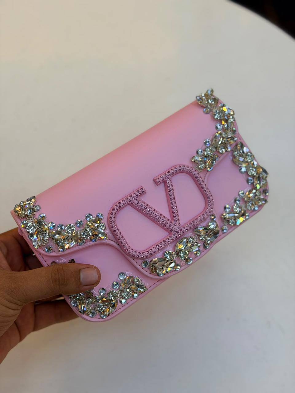 Valentino

150 dhs

Zain175
♥️♥️♥️