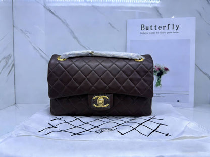 Chanel

with box
🎁🎁🎁

110 dhs✅

Zain114
♥️♥️♥️