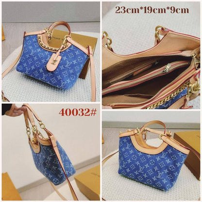 All offer 
Mixed bags

Good quality 
Most with box

100 dhs🇦🇪🇦🇪🇦🇪

Zain17
♥️♥️♥️