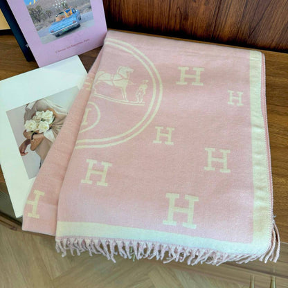 Coming new stock
Winter scarf 
45 dhs🪙🌨️

Zain93
♥️♥️♥️