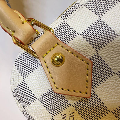 LV ALMA 
NEW DESIGN MINI SIZE MASTER QUALITY 
210 dhs🇦🇪🇦🇪

Zain295
♥️♥️♥️