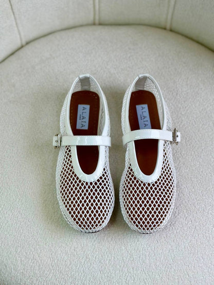 ALAIA
Super *AAA* *+* Quality 💯 
With original packing🎁🎁
SIZE:36and41
Available now
450 dhs🇦🇪🇦🇪

Zain309
♥️♥️♥️