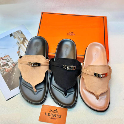 hermes ladies
Size 36 to 41
90 dhs✅

Zain236
♥️♥️♥️