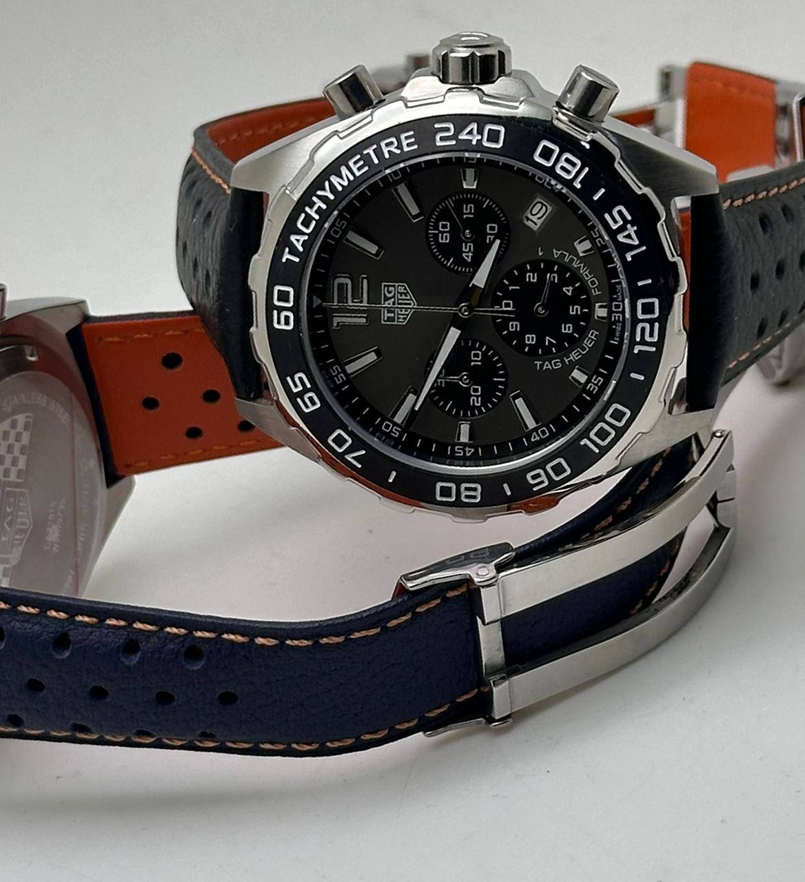 Tag heaur Men
*Good quality*
*Battery*
*Chronograph*
320 dhs✅

Zain29
♥️♥️♥️