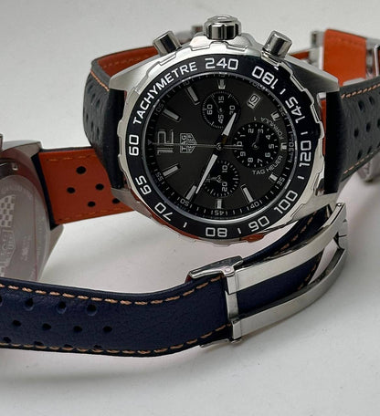 Tag heaur Men
*Good quality*
*Battery*
*Chronograph*
320 dhs✅

Zain29
♥️♥️♥️