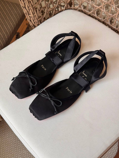 Christian LOUBOTIN
✨ new Collection
👠 36–41
💎 Premium Quality
🔥 Super Master
450 dhs🇦🇪🇦🇪

Zain198
♥️♥️♥️