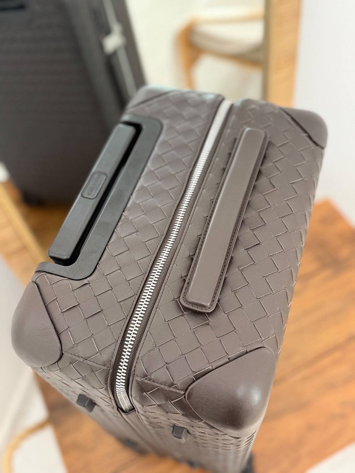 BOTTEGA Travel Bags
*NEW COLLECTION*
*PREMIUM QUALITY AAAA*
For Price 👇 WhatsApp✅
0568585901 
0507557372
0552275751 Owner Zain 👌

Zain329
♥️♥️♥️