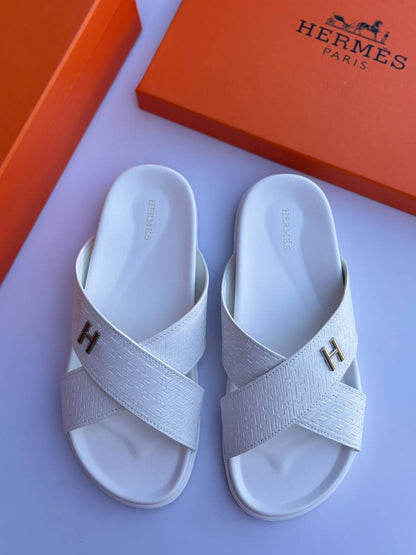 Hermes 
110 dhs💓
Size 40-45

Zain55