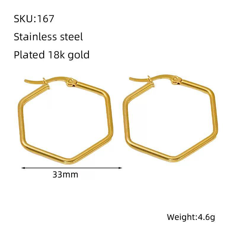 New arrival 
Stainless steel with 18k gold plated earrings 
Non tarnish 
20 dhs🪙🌨️

Zain242
♥️♥️♥️