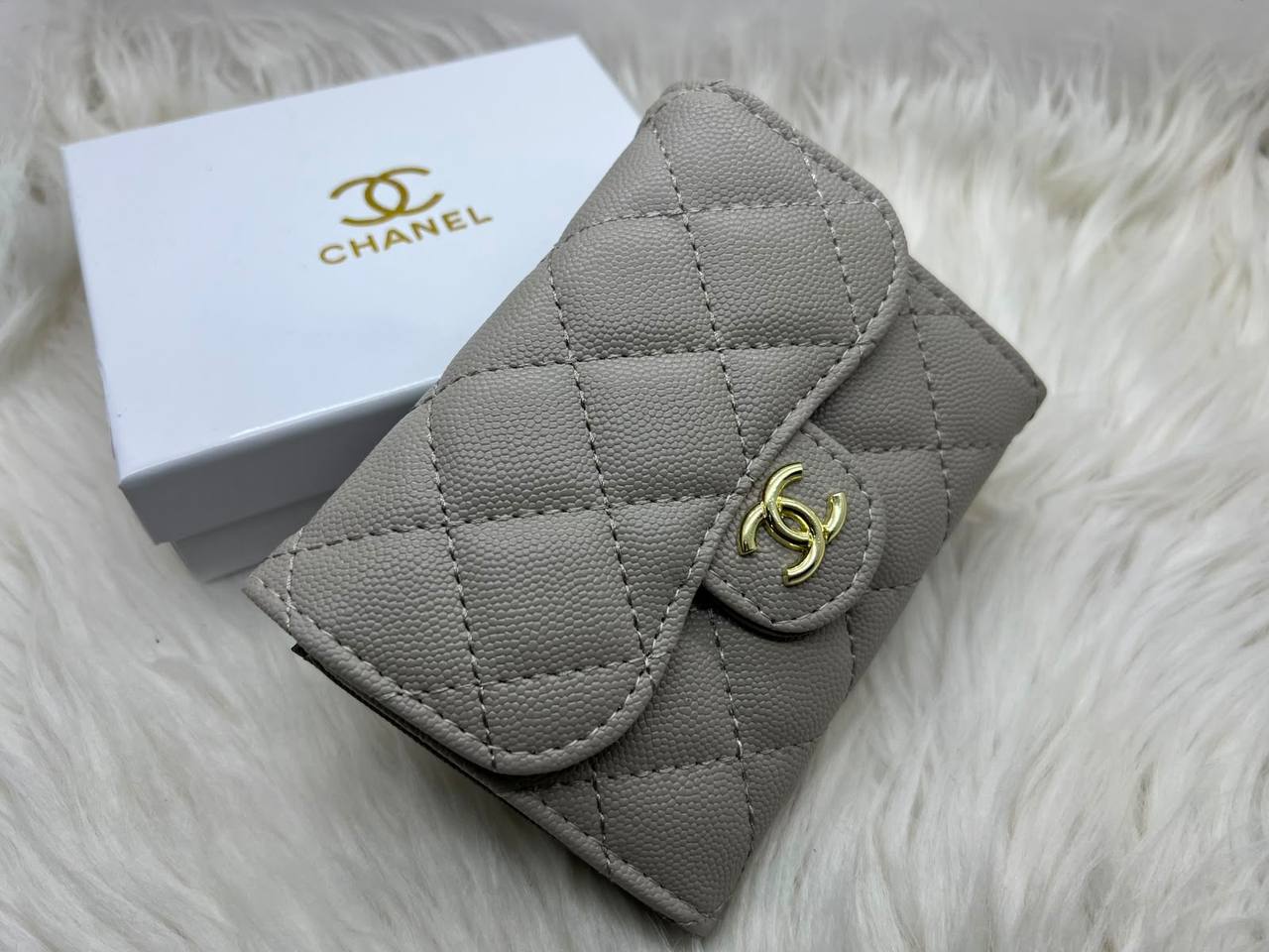 Wallets
45 dhs🇦🇪🇦🇪
with box

Zain182
♥️♥️♥️