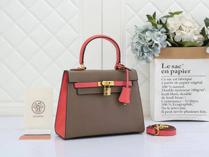 Hermes
100 dhs✅

Zain232
♥️♥️♥️