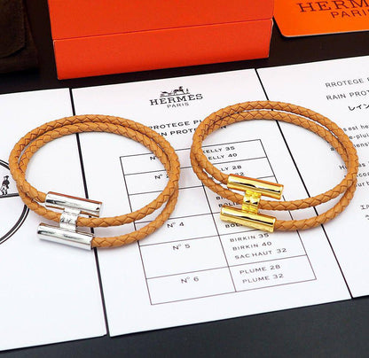 HERMES
___HANDBAND___🍃
*MASTER*🍃💕
With normal box 🛍️
55 dhs✅
With master box 🛍️
70 dhs✅

Zain263
♥️♥️♥️