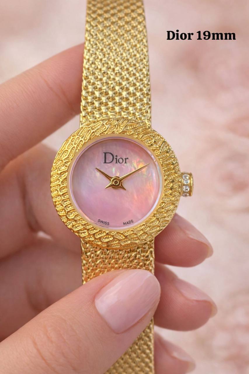 Dior watch for ladies good quality 
180 dhs✅
 (size 19mm)

Zain59
♥️♥️♥️
