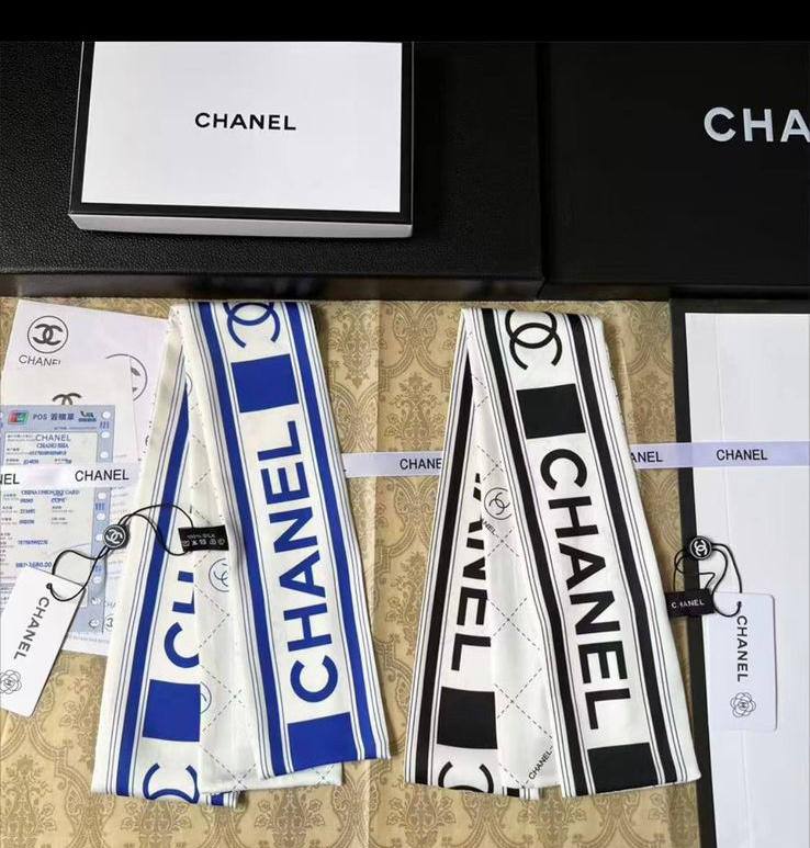 Silk   Bag scarf 
20 dhs💓

Zain93
♥️♥️♥️