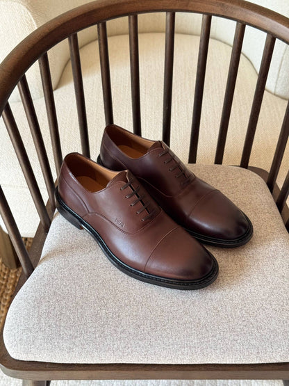 Dior loafer 

AAA quality

size: 40 to 46
590 dhs🇦🇪🇦🇪

Zain185
♥️♥️♥️