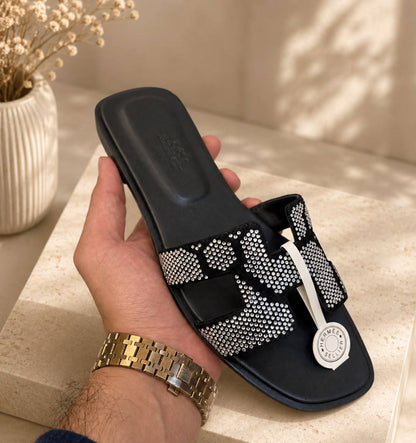HERMES
💎 _*SUPER MASTER*_ 💎
Size 37 To 41*_ ✨

450 dhs✅

Zain291
♥️♥️♥️