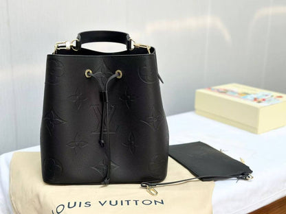 LV
Master🌺🌺
330 dhs✅
#25cm❤️❤️🙋‍♂️

Zain228
♥️♥️♥️