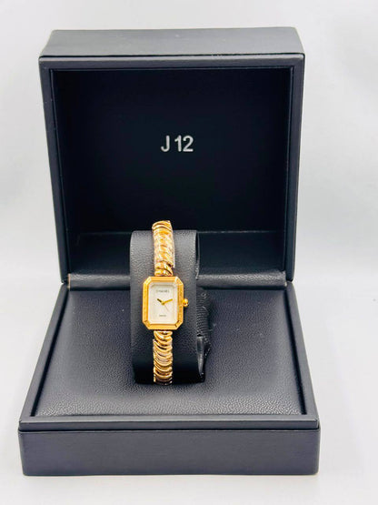 Chanel Ladies
*New arrival*🔥
55 dhs✅

Zain08
♥️♥️♥️