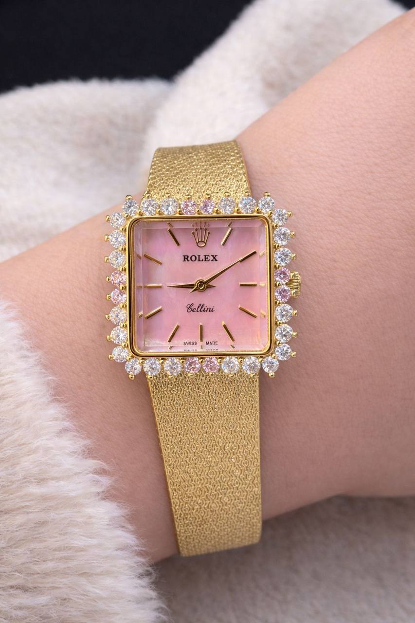Rolex watch for ladies good quality 
260 dhs

Zain59
♥️♥️♥️
