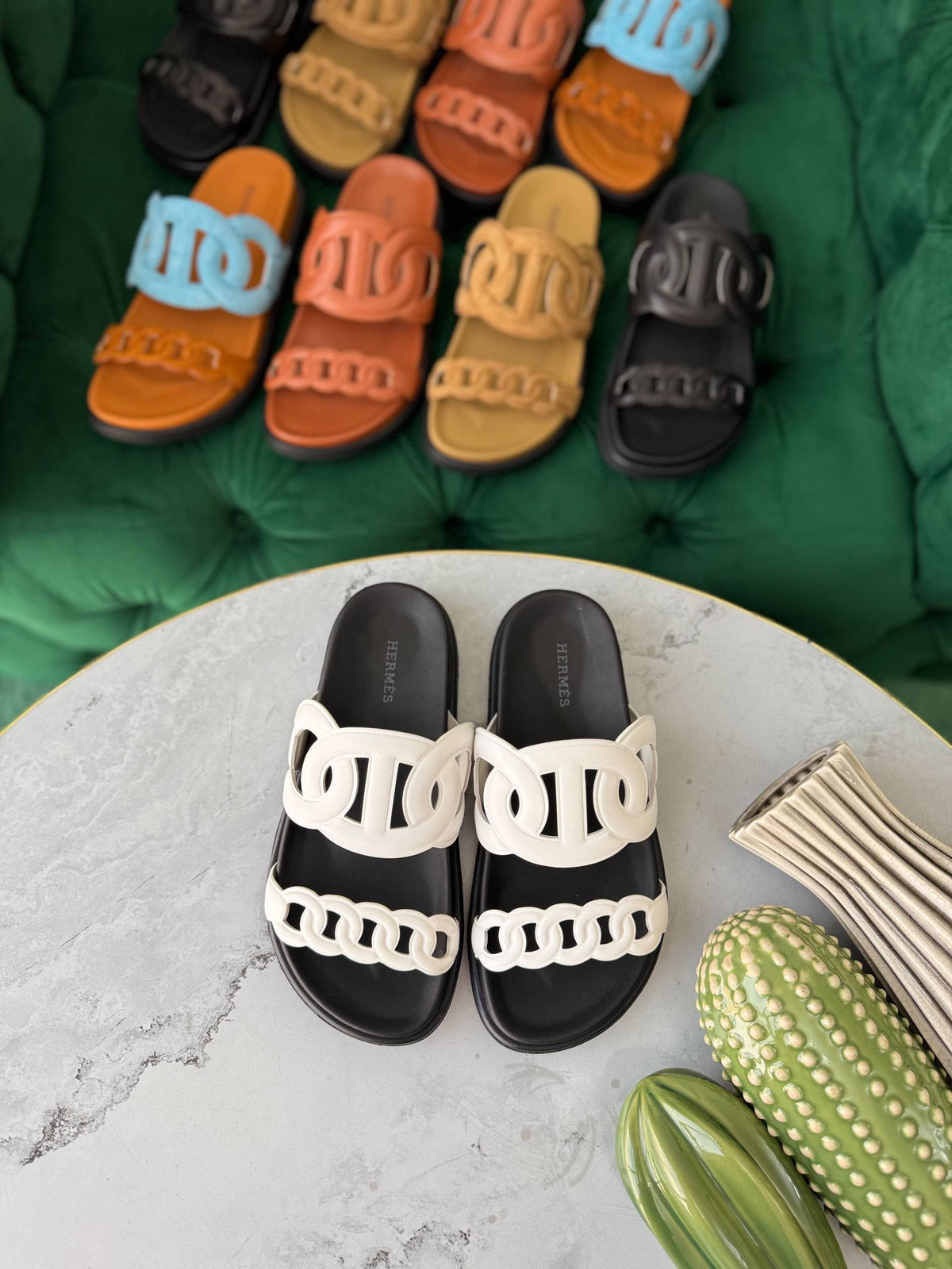 Hermes

Vip quality

Size 36 to 42

430 dhs🇦🇪🇦🇪
Zain113
♥️♥️♥️